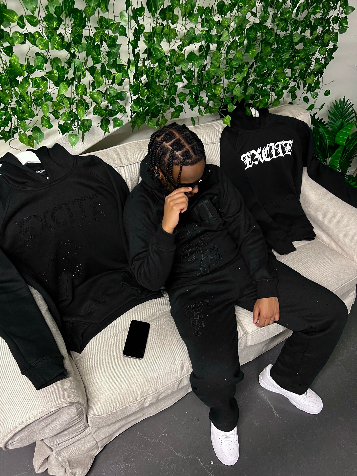 Darkstar - Tracksuit