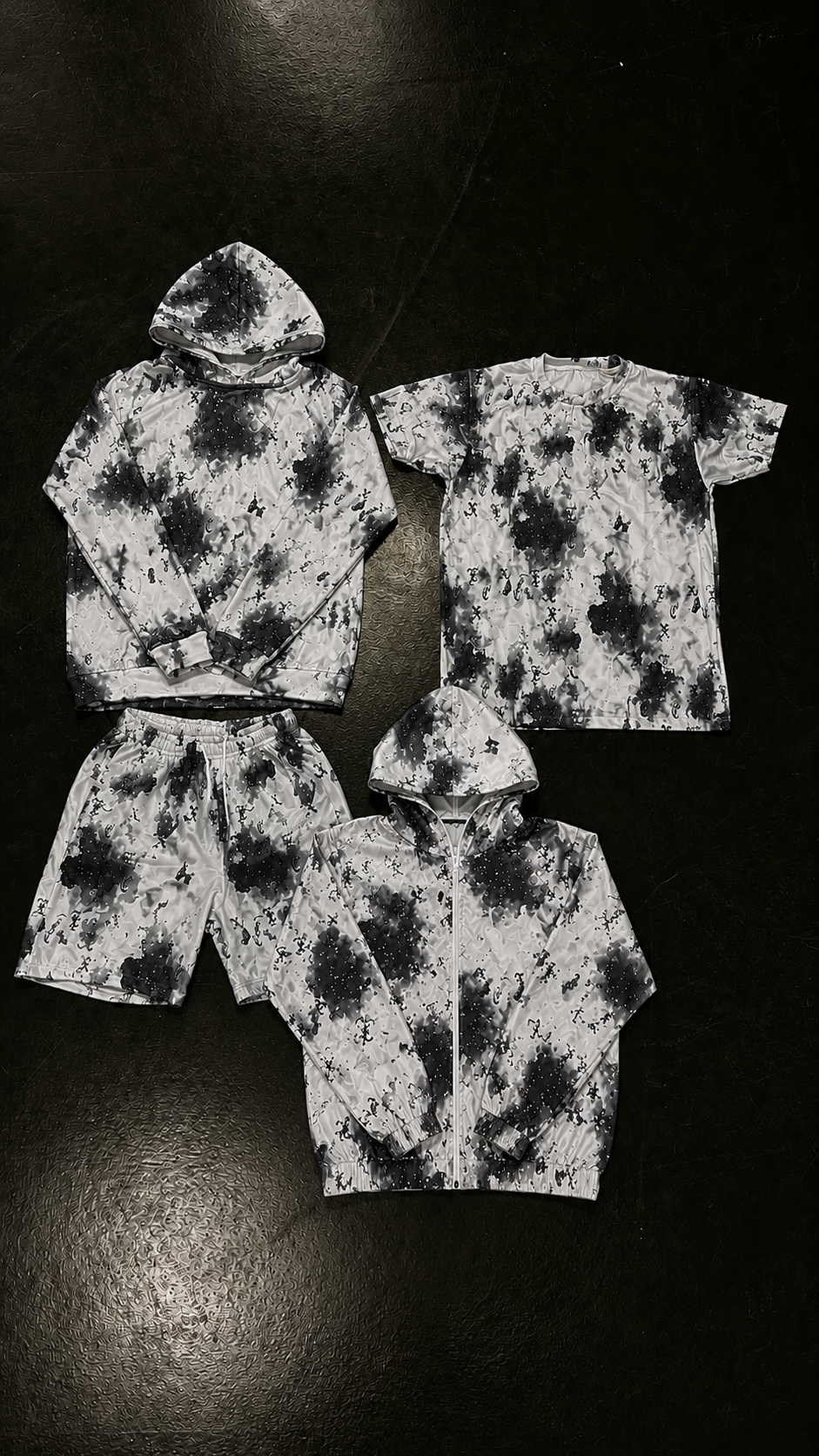 Monogram V1 - Windbreaker